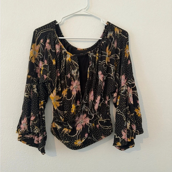Free People Tops - FREE PEOPLE Last Time Printed Draped Bell-Sleeve Top Black Floral  *READ